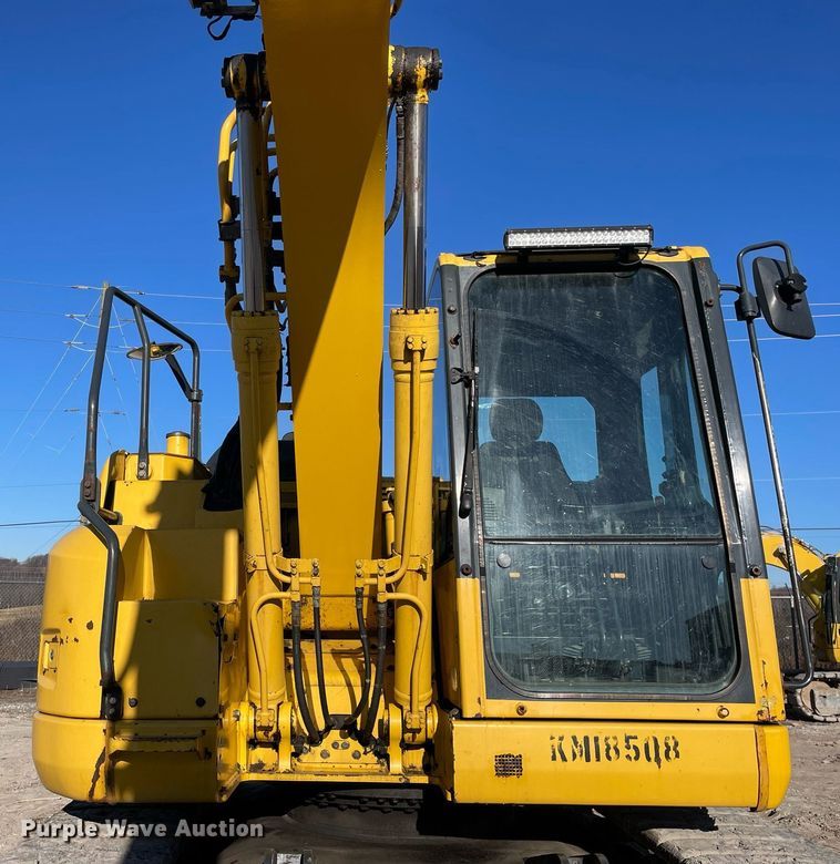 image for item DS5395 2018 Komatsu  PC138USLC-11  excavator