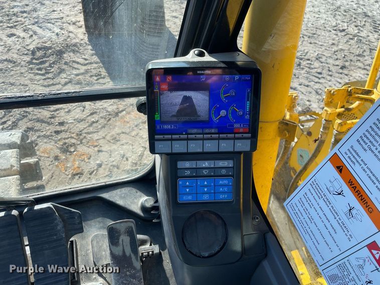 image for item DS5395 2018 Komatsu  PC138USLC-11  excavator