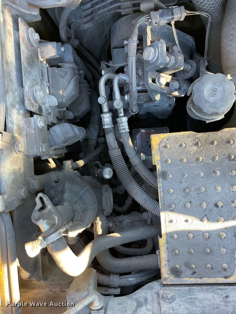 image for item DS5395 2018 Komatsu  PC138USLC-11  excavator