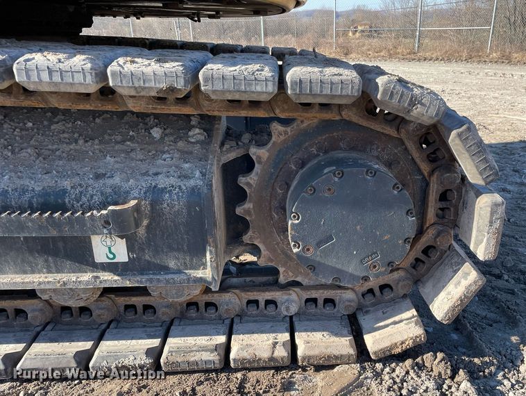 image for item DS5395 2018 Komatsu  PC138USLC-11  excavator