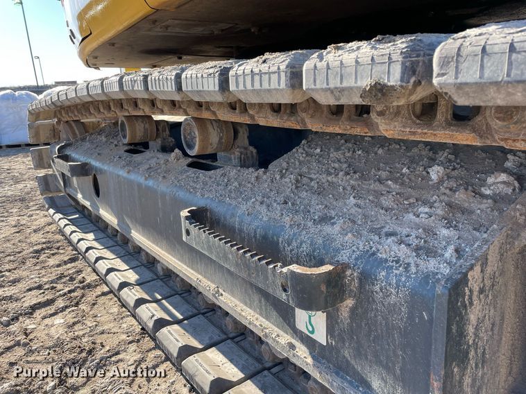 image for item DS5395 2018 Komatsu  PC138USLC-11  excavator