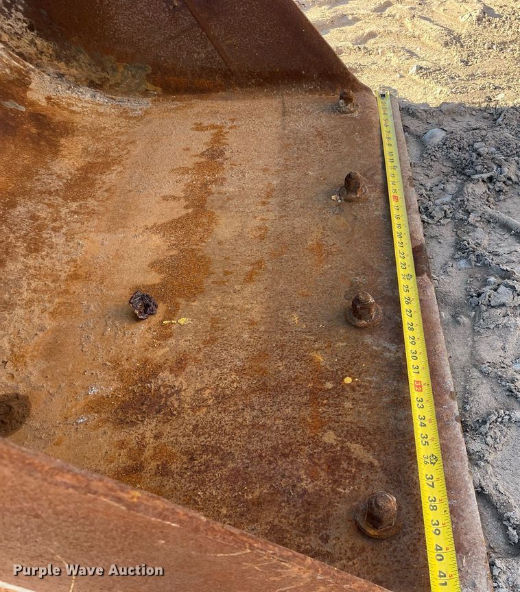 image for item DS5397 2018 Komatsu  PC138USLC-11 excavator