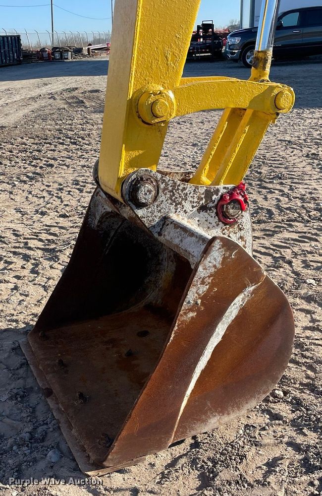 image for item DS5397 2018 Komatsu  PC138USLC-11 excavator