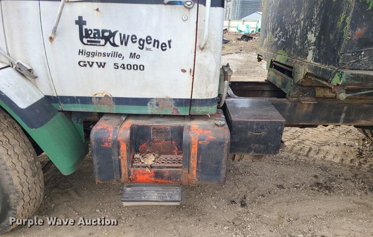 image for item DS7270 1979 GMC Brigadier dump truck