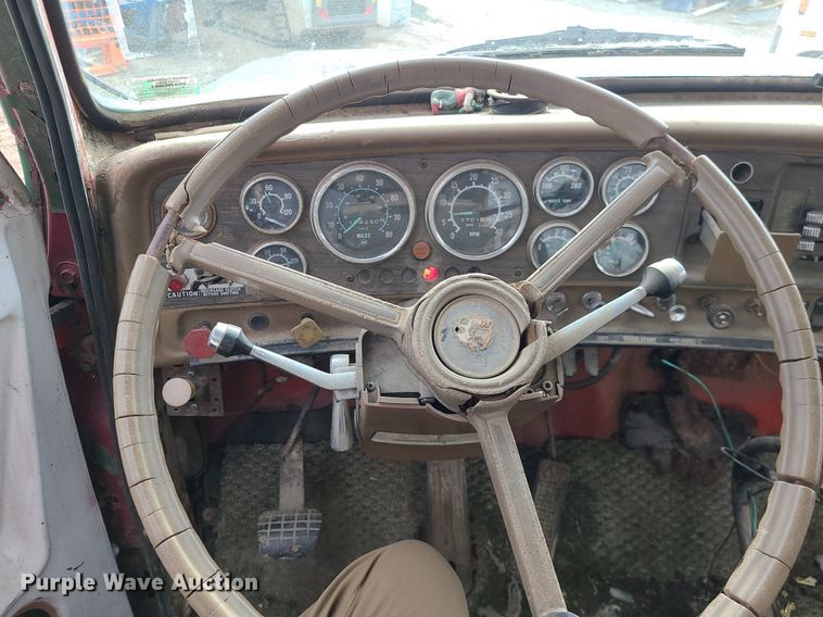 image for item DS7270 1979 GMC Brigadier dump truck