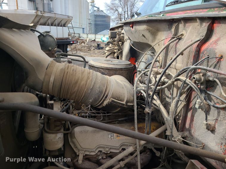 image for item DS7270 1979 GMC Brigadier dump truck