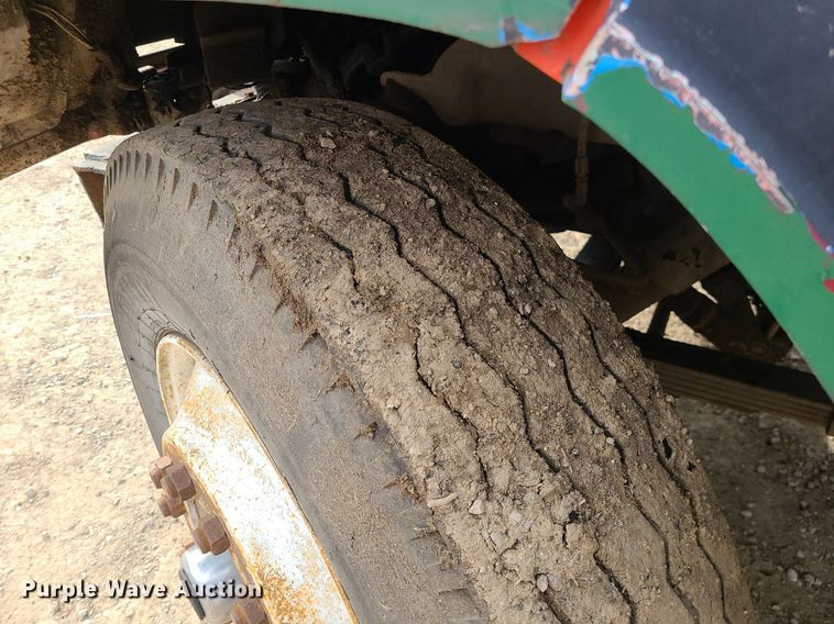 image for item DS7270 1979 GMC Brigadier dump truck