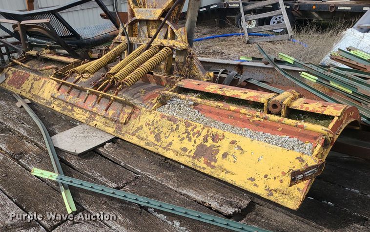 image for item DS7270 1979 GMC Brigadier dump truck