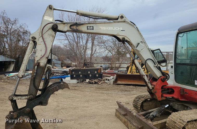 image for item DS7272 2004 Takeuchi  TB145 mini excavator