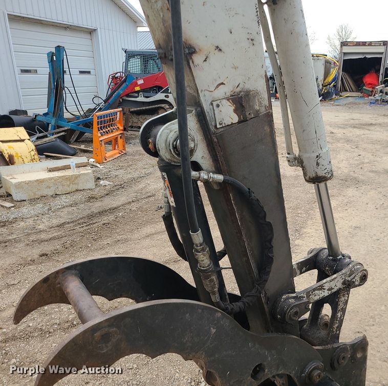 image for item DS7272 2004 Takeuchi  TB145 mini excavator