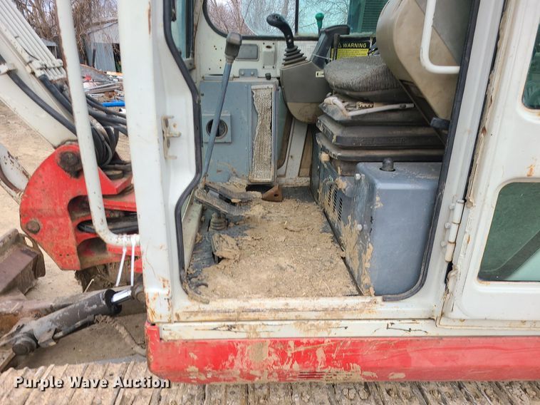image for item DS7272 2004 Takeuchi  TB145 mini excavator