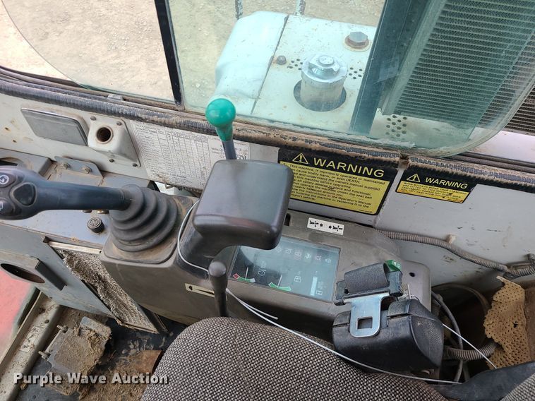 image for item DS7272 2004 Takeuchi  TB145 mini excavator