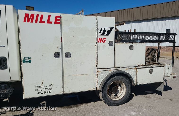 image for item DS7284 2006 International 4300 utility / service truck