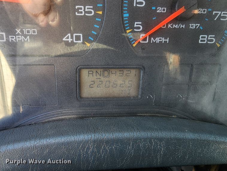 image for item DS7284 2006 International 4300 utility / service truck