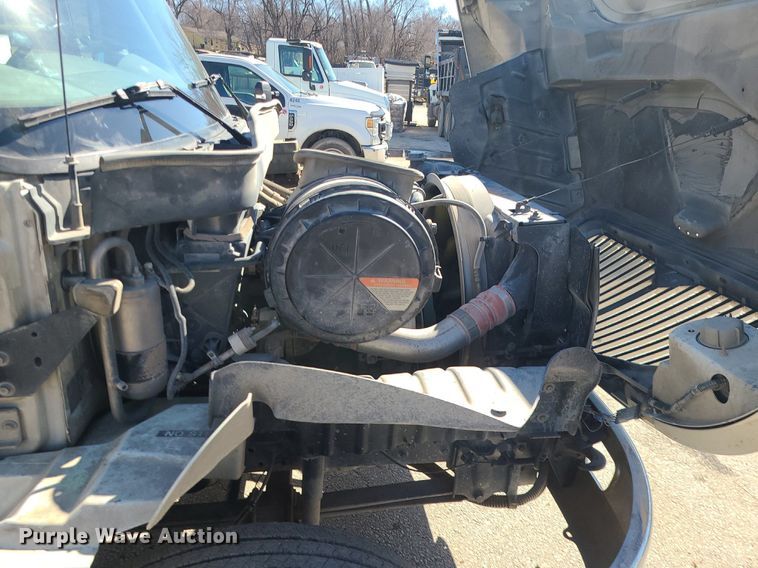 image for item DS7284 2006 International 4300 utility / service truck