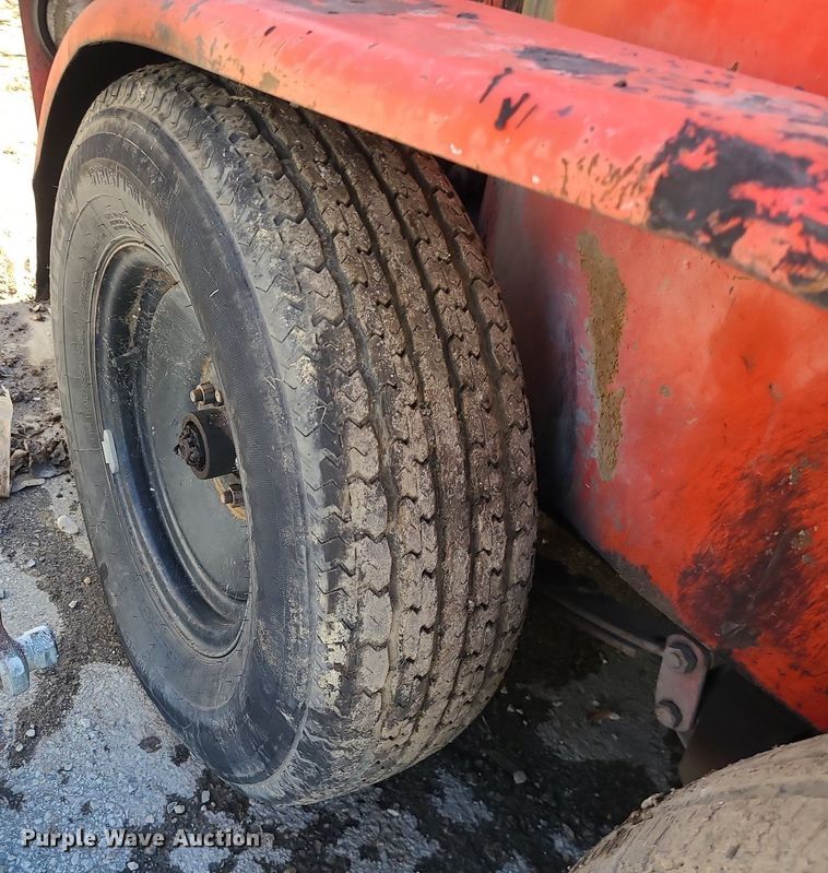 image for item DS7286 Crafco E-Z Pour pothole patcher