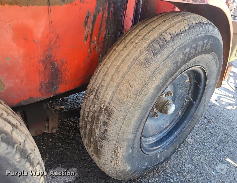 image for item DS7286 Crafco E-Z Pour pothole patcher