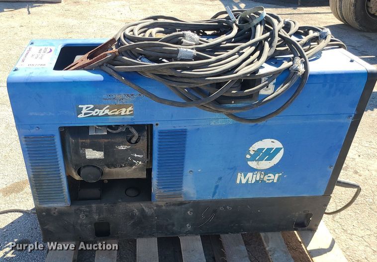 image for item DS7288 Miller Bobcat 225NT welder/generator