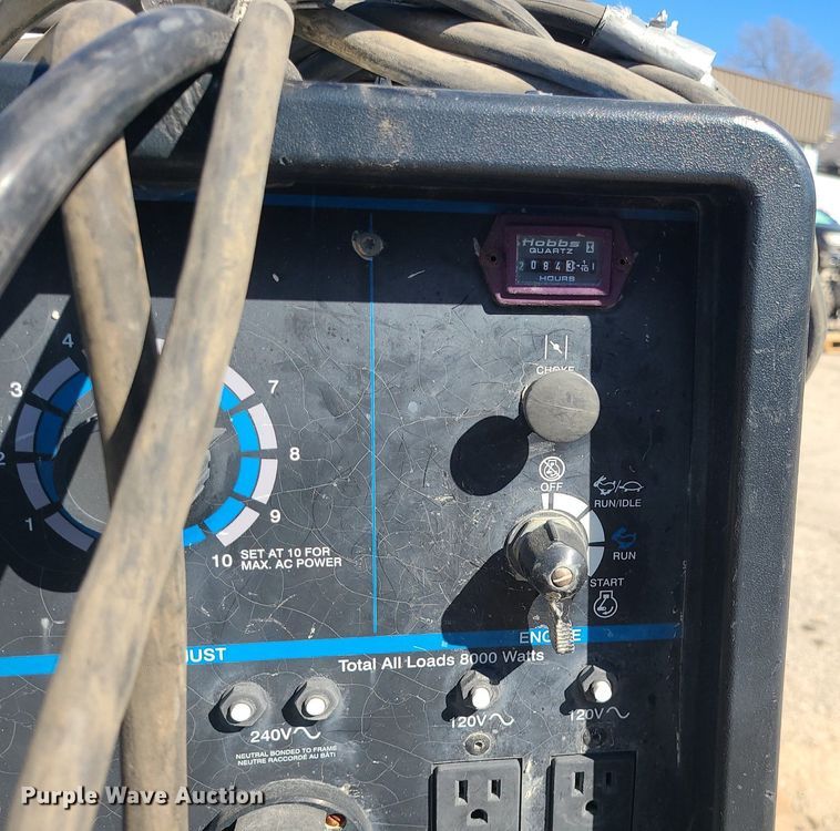 image for item DS7288 Miller Bobcat 225NT welder/generator