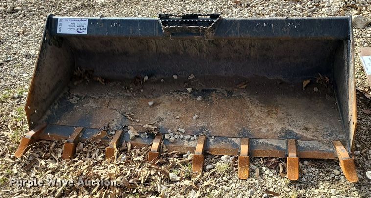 image for item DS7295 2020 Paladin skid steer bucket