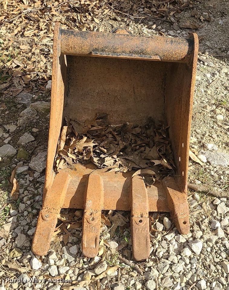 image for item DS7298 (2) excavator buckets