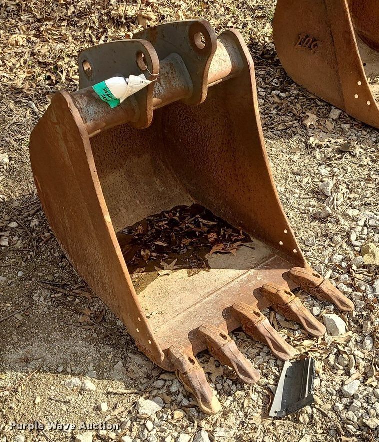 image for item DS7299 Excavator bucket