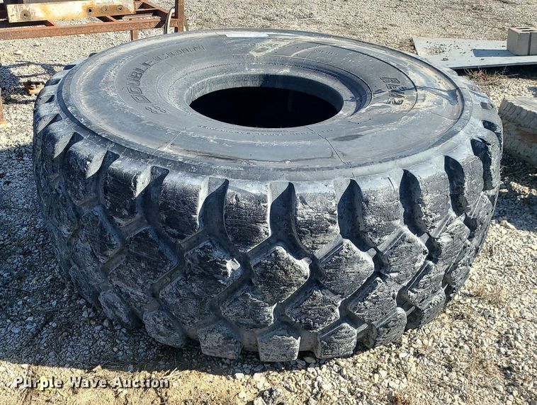 image for item DS7321 Double Coin Rem-2  29.5R25 wheel loader tire