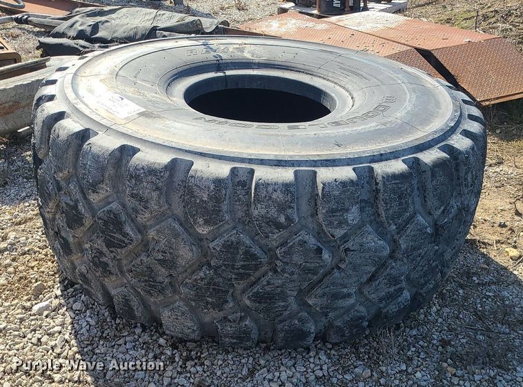 image for item DS7321 Double Coin Rem-2  29.5R25 wheel loader tire