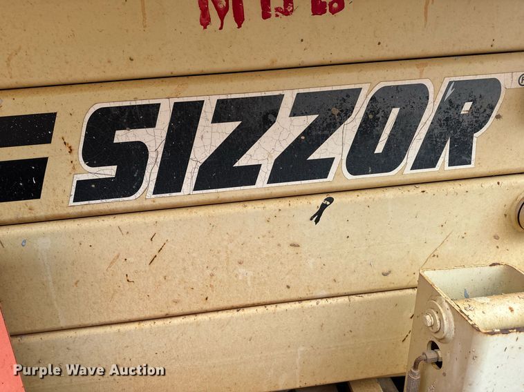 image for item DV9807 1997 JLG 40RTS scissor lift