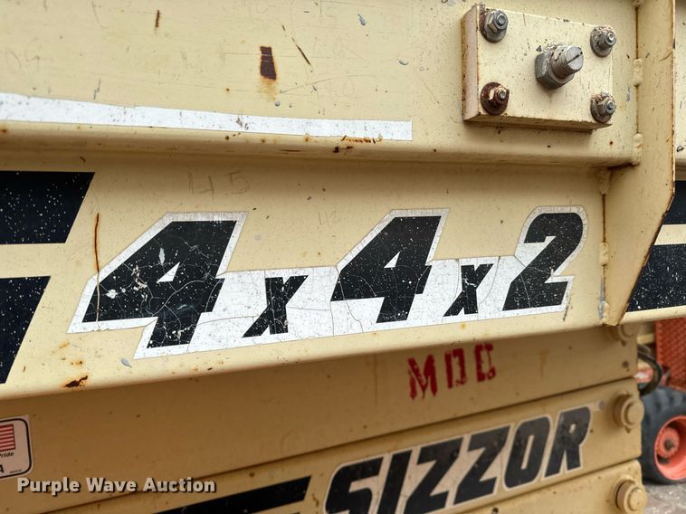 image for item DV9807 1997 JLG 40RTS scissor lift