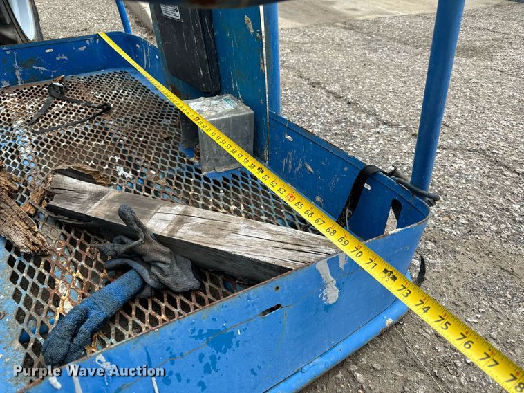 image for item DV9808 2005 Genie Z80/60 boom lift