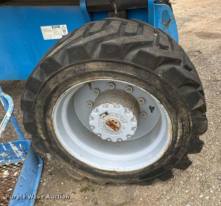 image for item DV9808 2005 Genie Z80/60 boom lift
