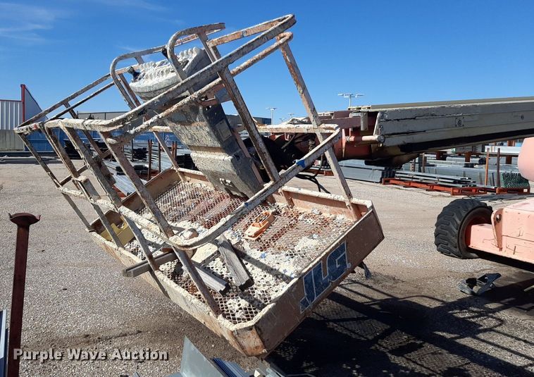 image for item DV9810 JLG 600S boom lift