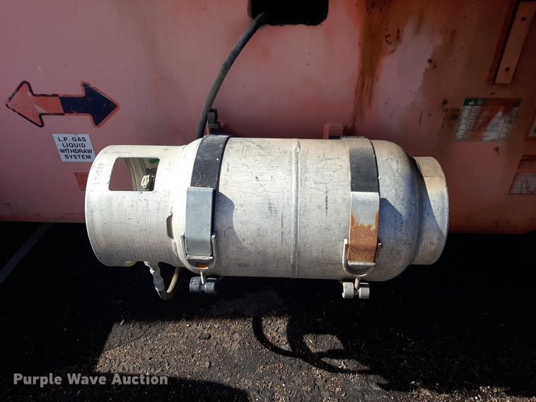 image for item DV9810 JLG 600S boom lift