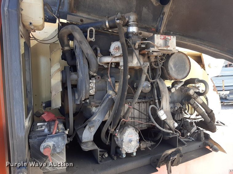 image for item DV9810 JLG 600S boom lift