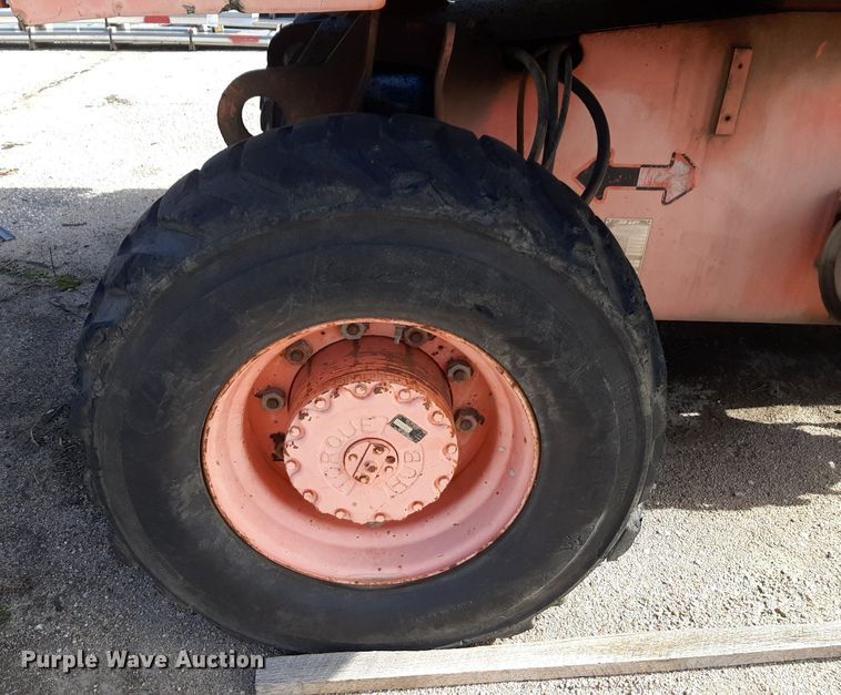 image for item DV9810 JLG 600S boom lift