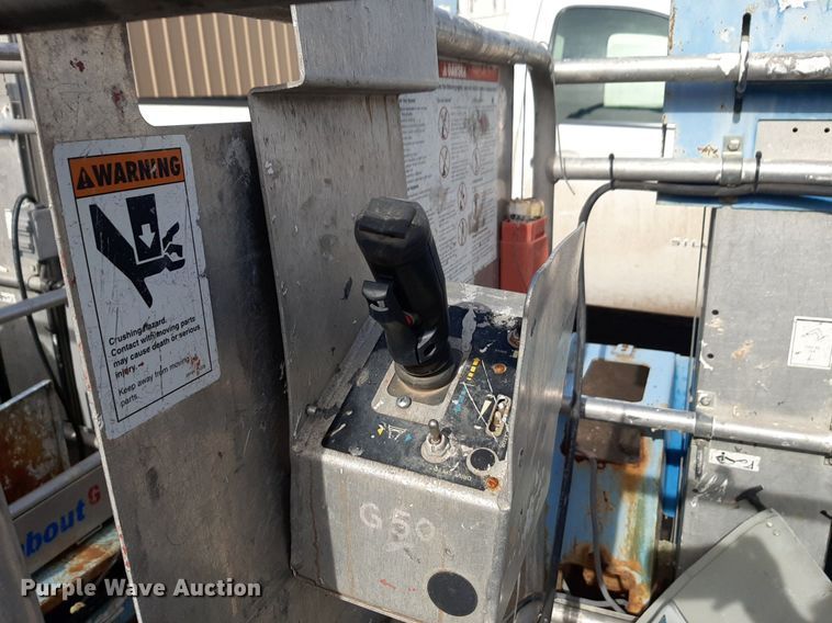 image for item DV9811 (3) Genie Runabout vertical lifts