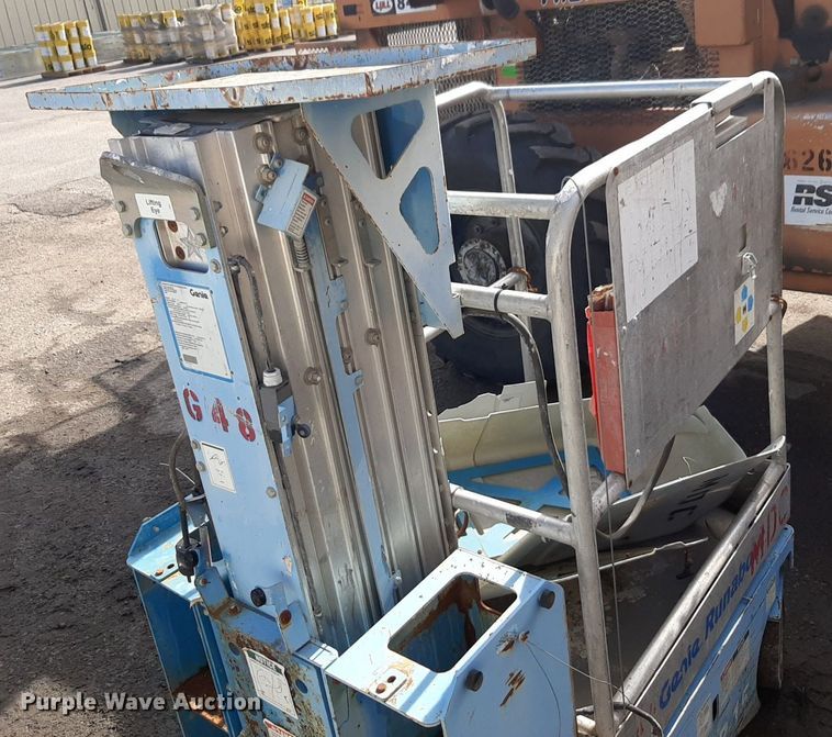 image for item DV9811 (3) Genie Runabout vertical lifts