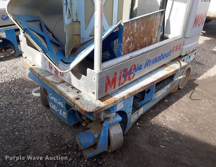 image for item DV9811 (3) Genie Runabout vertical lifts