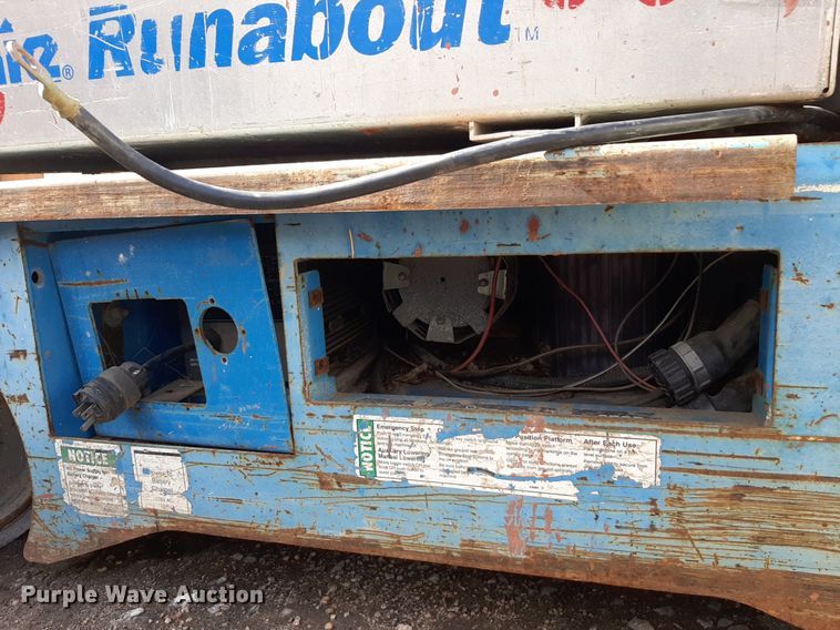 image for item DV9811 (3) Genie Runabout vertical lifts