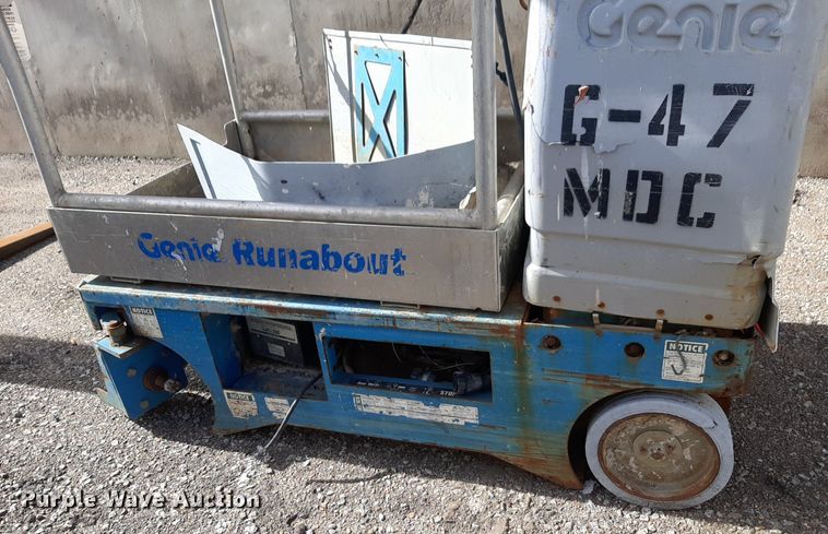 image for item DV9811 (3) Genie Runabout vertical lifts