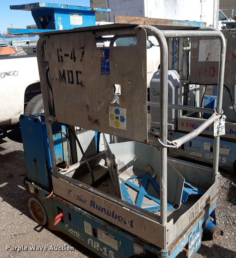 image for item DV9811 (3) Genie Runabout vertical lifts