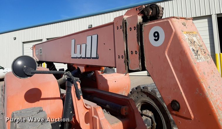 image for item DV9813 Lull 944E-42 telehandler