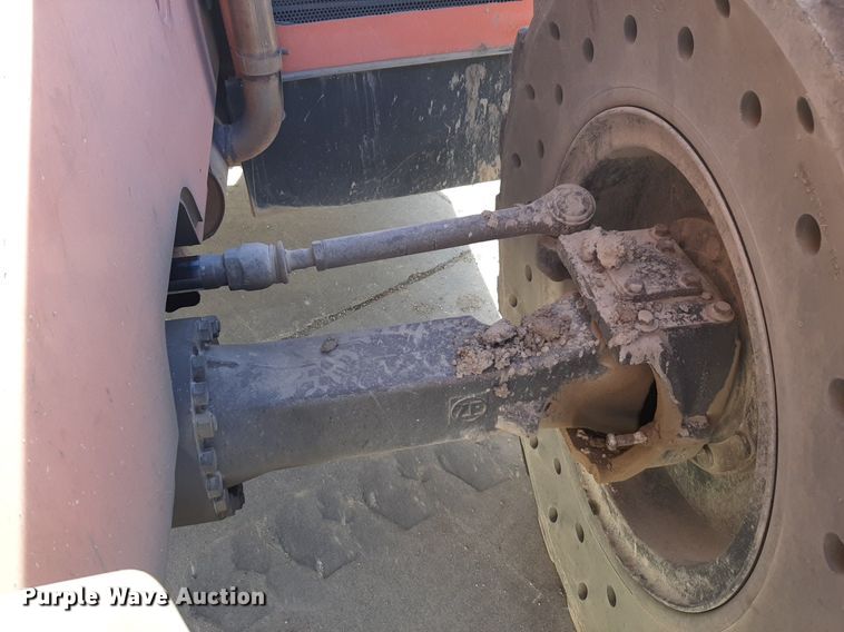 image for item DV9813 Lull 944E-42 telehandler