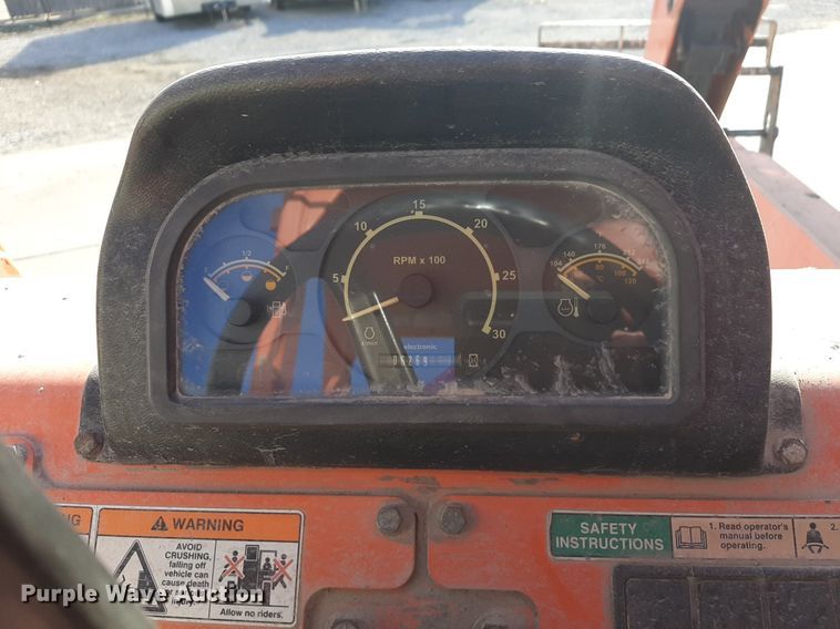 image for item DV9813 Lull 944E-42 telehandler