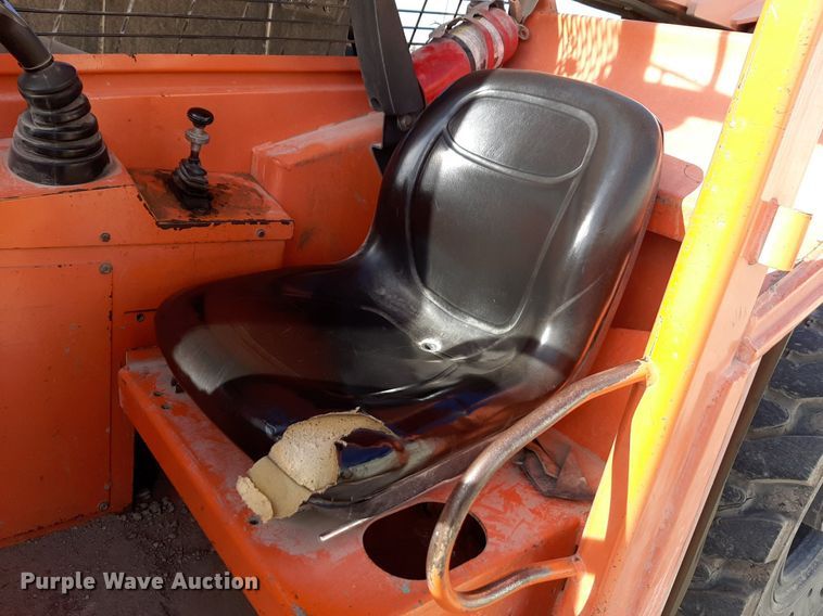 image for item DV9813 Lull 944E-42 telehandler