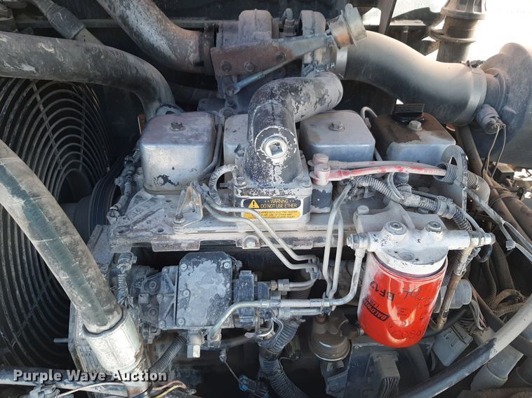 image for item DV9813 Lull 944E-42 telehandler