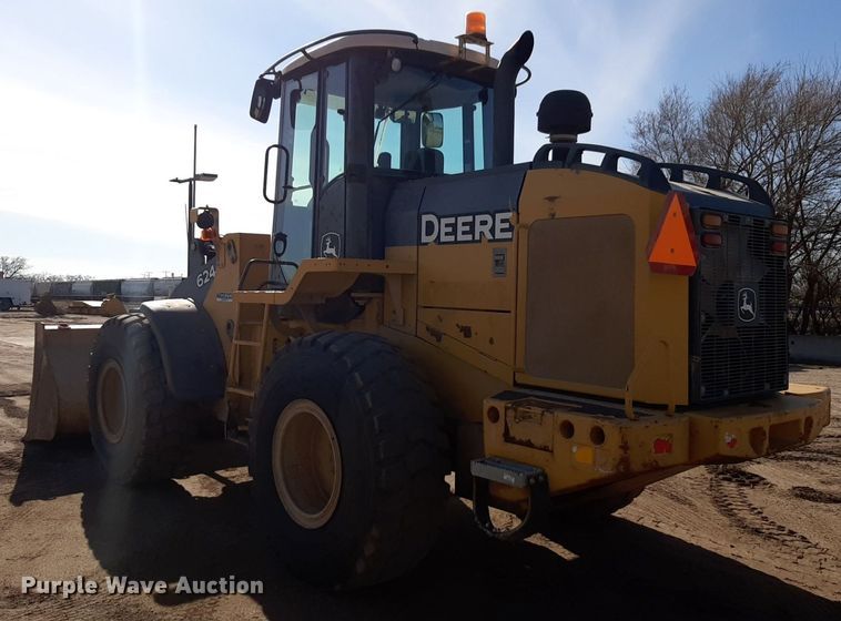 image for item DV9843 2007 John Deere 624J wheel loader