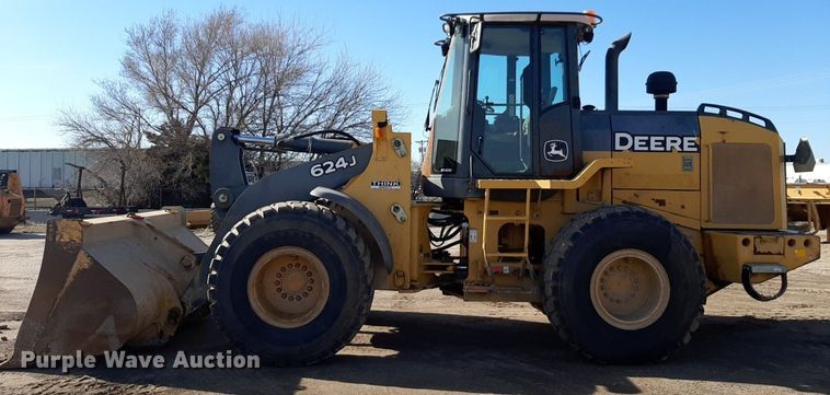 image for item DV9843 2007 John Deere 624J wheel loader