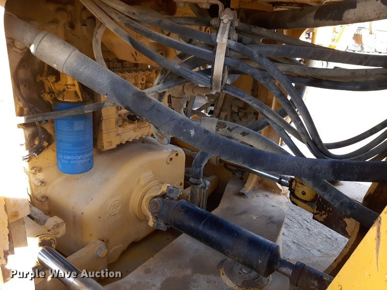 image for item DV9843 2007 John Deere 624J wheel loader